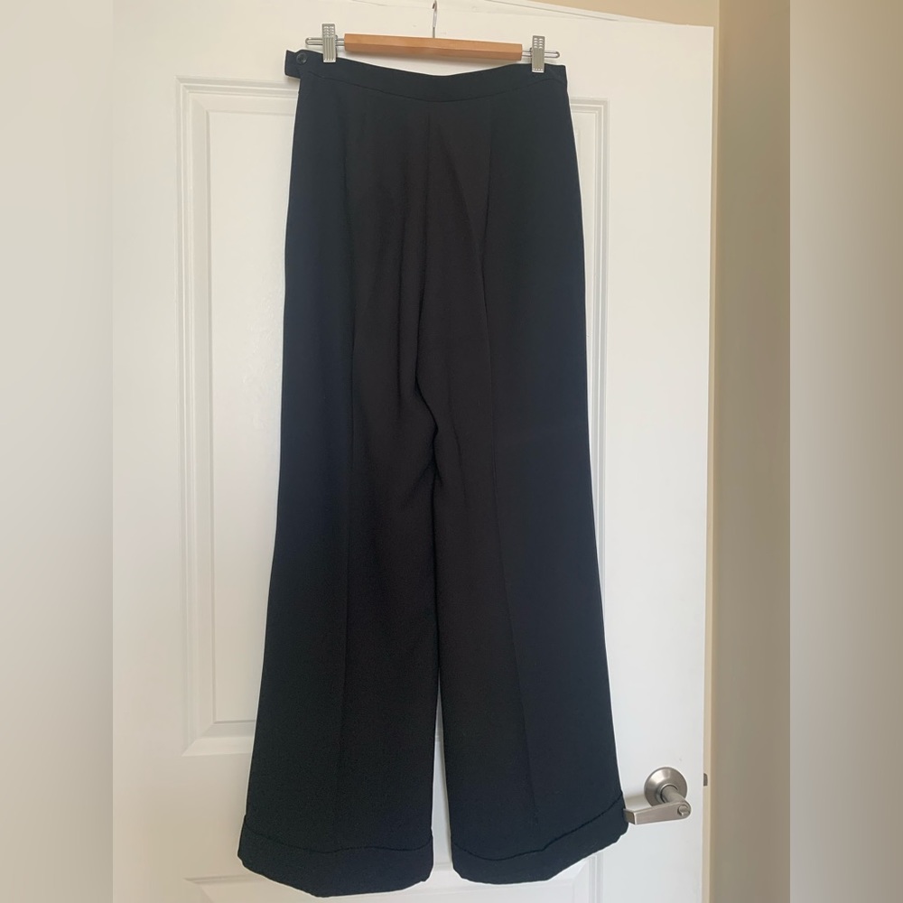 Beautiful High-waisted Cuffed Trousers